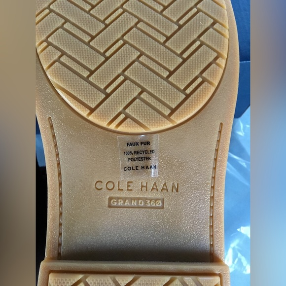 COLE HAAN - Picture 5 of 15
